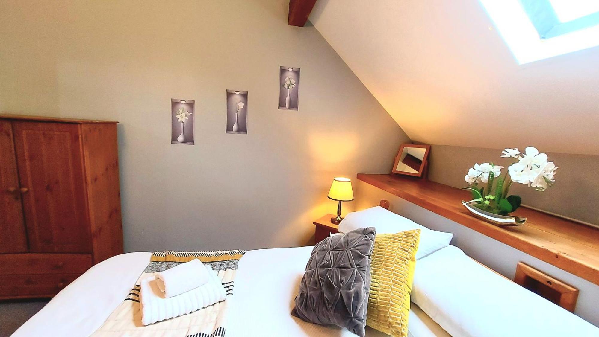 Cader Mountain View Cottage With Hot Tub In Snowdonia ดอลเกซเซย์ ภายนอก รูปภาพ